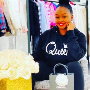 Meet your Posher, Nakia